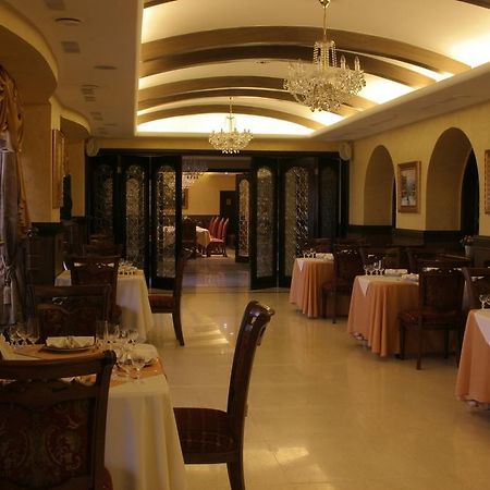 Merey Hotel Karaganda Luaran gambar